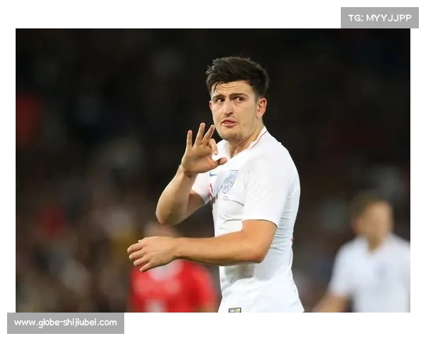 小贝发短信鼓励马奎尔坚定信念 忽略负面评论继续前行