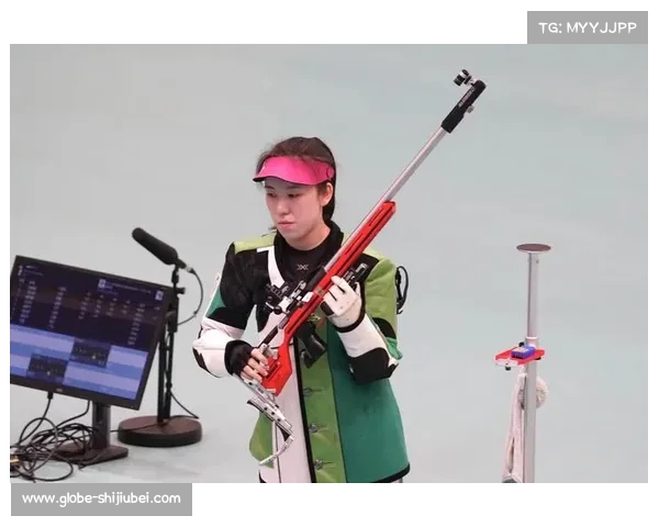 苗婉茹在女子50米步枪三姿比赛中奋勇拼搏斩获第五名成就新高峰